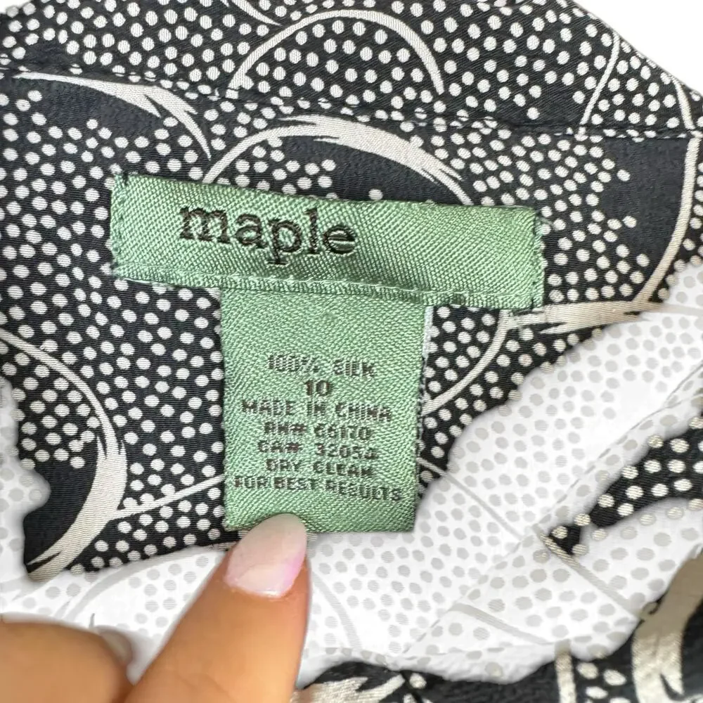 Maple Anthropologie 100% Silk Black White Print Tie Front Relaxed Fit Blouse